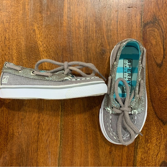 Speedy Topsider Silver/Gray Toddler size 5m - Picture 2 of 4